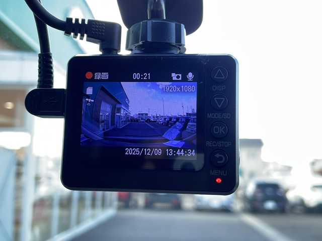 三菱 デリカＤ：５ D－Power package 岐阜県 2019(平31)年 7.8万km ウォームホワイトP/スターリングシルバーM 禁煙車/社外8型ナビ/フリップダウンモニター/バックカメラ/両側パワースライドドア/シートヒーター/パドルシフト/スマートキー/フォグランプ/HIDヘッドライト/オートライト/ルーフキャリア/リアラダー/マッドガード