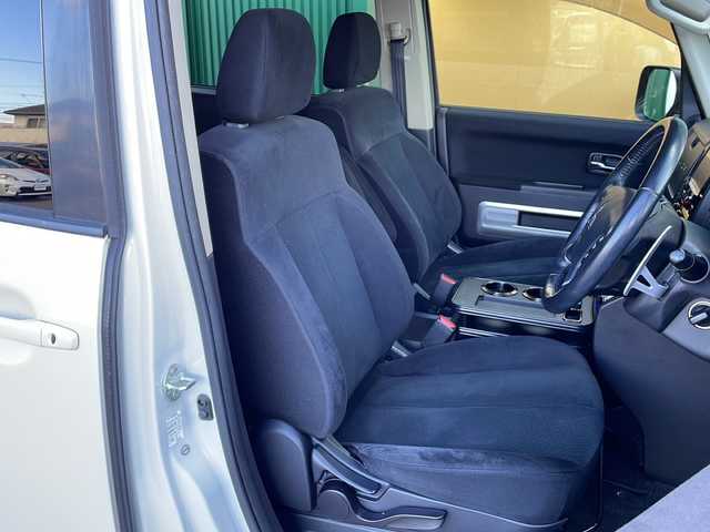 三菱 デリカＤ：５ D－Power package 岐阜県 2019(平31)年 7.8万km ウォームホワイトP/スターリングシルバーM 禁煙車/社外8型ナビ/フリップダウンモニター/バックカメラ/両側パワースライドドア/シートヒーター/パドルシフト/スマートキー/フォグランプ/HIDヘッドライト/オートライト/ルーフキャリア/リアラダー/マッドガード