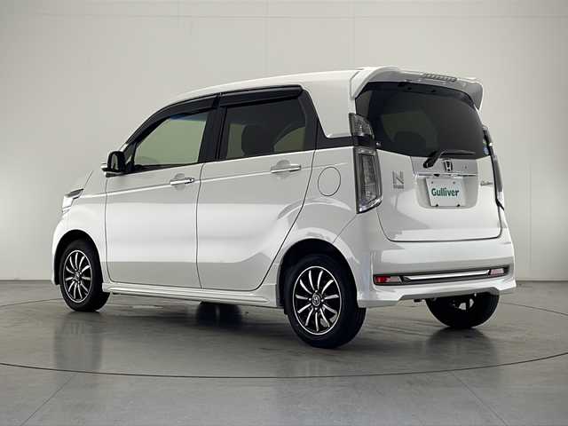 ホンダ Ｎ ＷＧＮ カスタム G Lパッケージ 宮崎県 2017(平29)年 6.4万km プレミアムホワイトパールⅡ 禁煙車/純正ナビTV/（Gathers/VXM-174VFXi/CD/DVD/Bluetooth/フルセグTV)/純正バックカメラ/純正ビルトインETC/純正キセノンオートライト/純正フォグ/純正14インチアルミ/純正エアロ/純正ルーフエンドスポイラー/純正フロアマット/クルーズコントロール/ウインカードアミラー/オートエアコン（プラズマクラスター）/本革巻ハンドル/ハーフレザーシート/フロントハーフシェイドガラス/スマートキー/プッシュエンジンスタート/新車時保証書/取扱い説明書