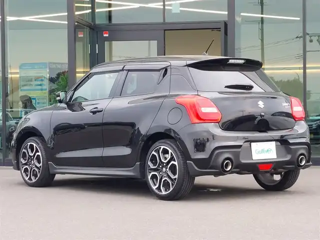 スズキ スイフト スポーツ 東京都 2024(令6)年 1.3万km スーパーブラックパール 社外7インチナビ/Bluetooth/HDMI/TV/全周囲カメラ/衝突被害軽減システム/オートライト/レーンアシスト/レーダークルーズコントロール/クリアランスソナー/運転席シートヒーター/LEDヘッドライト/フォグランプ/プッシュスタート/スマートキー/純正17インチアルミホイール/ダブル+サイドエアバッグ/デジタルインナーミラー/ドライブレコーダー