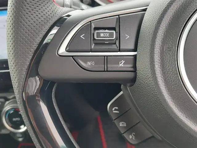スズキ スイフト スポーツ 東京都 2024(令6)年 1.3万km スーパーブラックパール 社外7インチナビ/Bluetooth/HDMI/TV/全周囲カメラ/衝突被害軽減システム/オートライト/レーンアシスト/レーダークルーズコントロール/クリアランスソナー/運転席シートヒーター/LEDヘッドライト/フォグランプ/プッシュスタート/スマートキー/純正17インチアルミホイール/ダブル+サイドエアバッグ/デジタルインナーミラー/ドライブレコーダー
