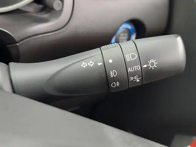 スズキ スイフト スポーツ 東京都 2024(令6)年 1.3万km スーパーブラックパール 社外7インチナビ/Bluetooth/HDMI/TV/全周囲カメラ/衝突被害軽減システム/オートライト/レーンアシスト/レーダークルーズコントロール/クリアランスソナー/運転席シートヒーター/LEDヘッドライト/フォグランプ/プッシュスタート/スマートキー/純正17インチアルミホイール/ダブル+サイドエアバッグ/デジタルインナーミラー/ドライブレコーダー