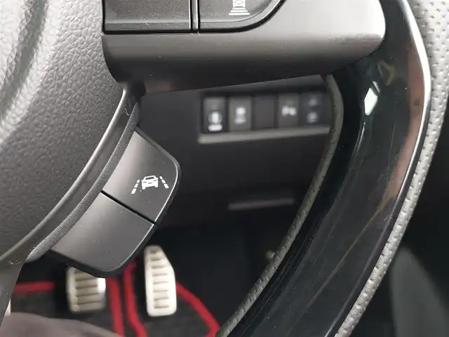 スズキ スイフト スポーツ 東京都 2024(令6)年 1.3万km スーパーブラックパール 社外7インチナビ/Bluetooth/HDMI/TV/全周囲カメラ/衝突被害軽減システム/オートライト/レーンアシスト/レーダークルーズコントロール/クリアランスソナー/運転席シートヒーター/LEDヘッドライト/フォグランプ/プッシュスタート/スマートキー/純正17インチアルミホイール/ダブル+サイドエアバッグ/デジタルインナーミラー/ドライブレコーダー