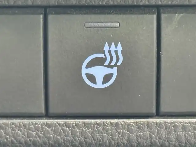 トヨタ ＲＡＶ４ アドベンチャー 千葉県 2022(令4)年 9万km アーバンカーキ 純正ディスプレイオーディオ/Bluetooth/USB/レーダークルーズコントロール/パノラミックビューモニター/バックカメラ/パワーバックドア/前後ドライブレコーダー/レザーシート/シートヒーター/ベンチレーション/パワーシート/ETC2.0/ブラインドスポットモニター/トヨタセーフティセンス/オートライト/オートハイビーム/LEDヘッドライト/フォグランプ/純正19インチAW