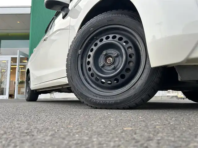 ホンダ フィット ハイブリット Fパッケージ 宮城県 2015(平27)年 15.3万km プレミアムホワイトパール 社外SDメモリーナビ/・Bluetooth/・ワンセグTV/・CD/DVD/ETC/バックカメラ/コーナーセンサー/横滑り防止装置/オートライト/電動格納ミラー/純正フロアマット/オートエアコン/盗難防止装置/ドアバイザー/アイドリングストップ/プッシュスタート＆スペアキー