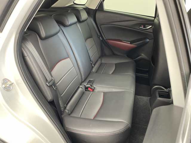 マツダ ＣＸ－３ 20S プロアクティブ 兵庫県 2017(平29)年 3万km セラミックM ・衝突軽減ブレーキ・/・レーンキープアシスト/・ブラインドスポットモニター/・ヘッドアップディスプレイ/・純正ナビ＆TV＆BT＆DVD＆USB/・バックカメラ/・ETC/・スマートキー/・プッシュスタート/・スペアキー/・パドルシフト/・純正18インチアルミホイール/・純正フロアマット/・アイドリングストップ/・LEDヘッドライト/・オートライト