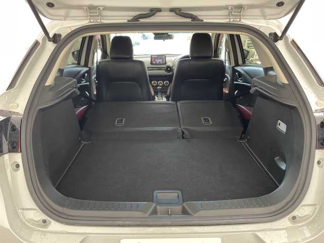 マツダ ＣＸ－３ 20S プロアクティブ 兵庫県 2017(平29)年 3万km セラミックM ・衝突軽減ブレーキ・/・レーンキープアシスト/・ブラインドスポットモニター/・ヘッドアップディスプレイ/・純正ナビ＆TV＆BT＆DVD＆USB/・バックカメラ/・ETC/・スマートキー/・プッシュスタート/・スペアキー/・パドルシフト/・純正18インチアルミホイール/・純正フロアマット/・アイドリングストップ/・LEDヘッドライト/・オートライト