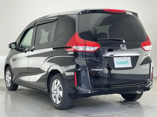 ホンダ フリード ハイブリット G ホンダセンシング 愛知県 2022(令4)年 2.2万km クリスタルブラックパール 純正ナビ　Ｂｌｕｅｔｏｏｔｈ　ＣＤ　ＵＳＢ　バックカメラ　両側パワースライドドア　ＥＴＣ　ホンダセンシング　衝突軽減装置　追従クルコン　ＬＥＤオートライト　ステアリングスイッチ　ハンドル支援　禁煙車