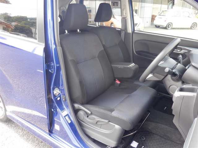 スバル ステラ カスタム R スマートアシスト 静岡県 2016(平28)年 6.6万km 青  ワンオーナー(保証書あり)/ 4WD / スマートアシスト / スマートキー/ プッシュスタート/ カロッツェリア SDナビ(AVIC-RZ99)/ バックカメラ/ 前後ドライブレコーダー/ 運転席シートヒーター/ ETC/ 純正LEDヘッドライト/ フォグランプ/ 純正フロアマット/ 純正ドアバイザー