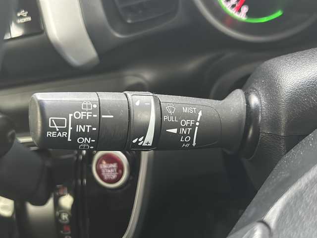 ホンダ Ｎ ＢＯＸ G SSパッケージ 鳥取県 2016(平28)年 1.3万km プレミアムホワイトパールⅡ Ｇ特別仕様車 ＳＳパッケージ/ナビ装着用スペシャルパッケージ＋ETC車載器(ナビ連動)/オートエアコン（プラズマクラスター搭載）/アレルクリーンシート/運転席シートハイトアジャスター/車速連動バリアブル間欠ワイパー/リア左側パワースライドドア＋イージークローザー（両側）/リアシートスライド＋シートバックテーブル/リア右側パワースライドドア/あんしんパッケージ/ディスチャージヘッドライト(オートライトコントロール機構付)/オートリトラミラー/ハーフシェイドフロントウィンドウ/360°スーパーUV・IRカットパッケージ/リア席サンシェード/親水/ヒーテッドドアミラー/フロントドア撥水ガラス/シートヒーター