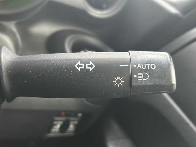 ホンダ Ｎ ＢＯＸ G SSパッケージ 鳥取県 2016(平28)年 1.3万km プレミアムホワイトパールⅡ Ｇ特別仕様車 ＳＳパッケージ/ナビ装着用スペシャルパッケージ＋ETC車載器(ナビ連動)/オートエアコン（プラズマクラスター搭載）/アレルクリーンシート/運転席シートハイトアジャスター/車速連動バリアブル間欠ワイパー/リア左側パワースライドドア＋イージークローザー（両側）/リアシートスライド＋シートバックテーブル/リア右側パワースライドドア/あんしんパッケージ/ディスチャージヘッドライト(オートライトコントロール機構付)/オートリトラミラー/ハーフシェイドフロントウィンドウ/360°スーパーUV・IRカットパッケージ/リア席サンシェード/親水/ヒーテッドドアミラー/フロントドア撥水ガラス/シートヒーター