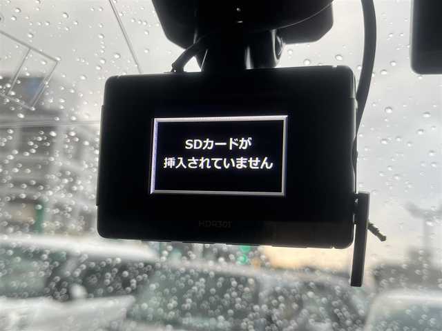 トヨタ ＲＡＶ４ アドベンチャー オフロードPKG 島根県 2021(令3)年 2.7万km アティチュードブラックマイカ 4WD/社外９型ナビ(ALPINE)　/(AM/FM/フルセグTV/ＤＶＤ再生/Ｂｌｕｅｔｏｏｔｈ接続)　/前後ドライブレコーダー　/ＥＴＣ　/バックカメラ　/レーダークルーズコントロール　/前後コーナーセンサー　/レーンアシスト/プリクラッシュセーフティ/レザーシート(黒)　/運転席パワーシート/電動パーキングブレーキ/オートホールド　/オートハイビーム／ライト　/純正ＬＥＤライト/純正18インチアルミホイール/純正フロアマット/スペアキー1本