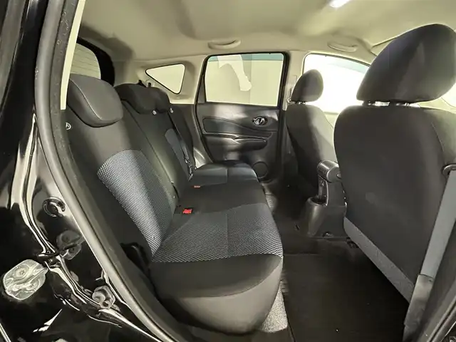 日産 ノート X DIG－S 佐賀県 2014(平26)年 7万km スーパーブラック 純正7型ナビ/ＡＭ/ＦＭ/CD/DVD/Bluetooth/ワンセグTV/バックカメラ/ETC/オートエアコン/盗難防止装置/スマートキー/プッシュスタート/USB入力端子/フロアマット/ハロゲンヘッドライト