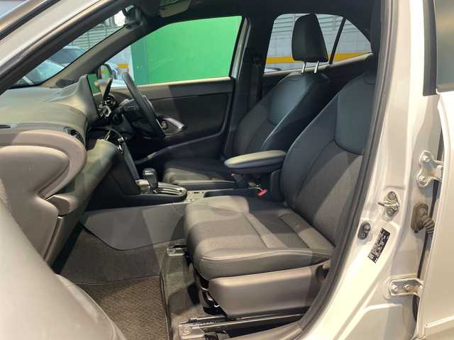 トヨタ ヤリスクロス ハイブリッド Z 福島県 2024(令6)年 1.8万km プラチナホワイトパールマイカ ワンオーナー車/登録時走行距離17/241km/モデリスタエアロ（ADVANCE ROBUST STYLE）/取扱説明書/記録簿/保証書/純正ディスプレイオーディオPlus/（コネクティッドナビ対応、8インチ）/〇フルセグTV（走行視聴不可）/〇Bluetooth/〇Applecarplay/〇ＨＤＭＩ接続端子/〇ＴｉｐｅＣ接続端子/ステアリングヒーター/パワーシート（Ｄ席）/シートヒーター（Ｄ＋Ｎ席）/純正ETC2.0/全方位カメラ/クルーズコントロール（追従機能付き）/ＢＳＭ/ＰＤＡ/ＲＣＴＡ/ＰＡＳＢ/安心降車アシスト/ＲＳＡ/クリアランスソナー（前後）/社外ナビ（前後）/スマートキー/スペアキー（1本）/寒冷地仕様/センターコンソール/AAC