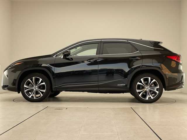 レクサス ＲＸ 450h バージョンL 愛知県 2018(平30)年 3.2万km グラファイトブラックガラスフレーク レクサスセーフティセンス/純正12.3型ナビ　SDカードなし/三眼LEDヘッドライト/全方位カメラ/レーダークルーズコントロール/シートヒーター/エアシート/バックカメラ/電動リアゲート/パワーシート/ヘッドアップディスプレイ/コーナーセンサー/純正アルミホイール/ETC2.0/ブラインドスポットモニター/ステアリングヒーター/オートマチックハイビーム/ドライブレコーダー/衝突軽減システム/フルセグ/CD DVD/Bluetooth/ステアリングスイッチ/スマートキー/プッシュスタート