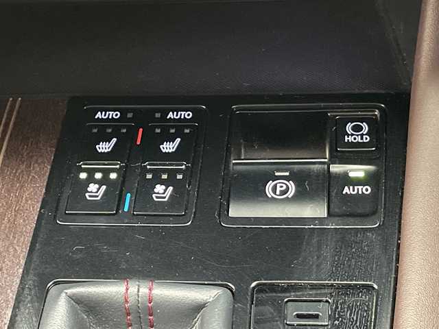 レクサス ＲＸ 450h バージョンL 愛知県 2018(平30)年 3.2万km グラファイトブラックガラスフレーク レクサスセーフティセンス/純正12.3型ナビ　SDカードなし/三眼LEDヘッドライト/全方位カメラ/レーダークルーズコントロール/シートヒーター/エアシート/バックカメラ/電動リアゲート/パワーシート/ヘッドアップディスプレイ/コーナーセンサー/純正アルミホイール/ETC2.0/ブラインドスポットモニター/ステアリングヒーター/オートマチックハイビーム/ドライブレコーダー/衝突軽減システム/フルセグ/CD DVD/Bluetooth/ステアリングスイッチ/スマートキー/プッシュスタート