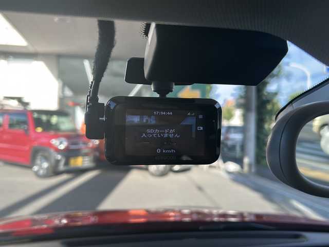 アウディ Ａ３ セダン 1．4 TFSI 東京都 2016(平28)年 3万km ブリリアントレッド 純正ナビ【Bluetooth接続可、CD、DVD、フルセグTV】/クルーズコントロール/バックカメラ/ドライブレコーダー前後/アイドリングストップ/電動パーキングブレーキ/純正フロアマット/純正アルミホイール/ドライブモード/パドルシフト/MTモード付AT/センターコンソール/コーナーセンサー/オートライト/LEDヘッドライト/横滑り防止装置/盗難防止装置/ABS/ETC/Wサイドエアバッグ/スマートキー/スペアキー1本/保証書、取扱説明書