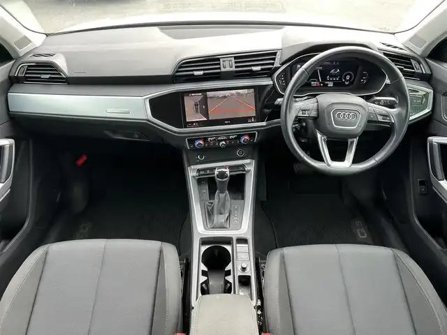 アウディ Ｑ３ 35TFSI アドバンスド 福岡県 2023(令5)年 3.9万km パール 純正ナビ/前席パワーシート/前席シートヒーター/電動リアゲート/ETC2.0/オートブレーキホールド/クルーズコントロール/コーナーセンサー/接近警告/サイドアシスト/Audiプレセンス