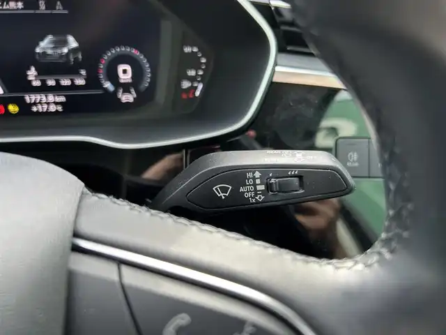 アウディ Ｑ３ 35TFSI アドバンスド 福岡県 2023(令5)年 3.9万km パール 純正ナビ/前席パワーシート/前席シートヒーター/電動リアゲート/ETC2.0/オートブレーキホールド/クルーズコントロール/コーナーセンサー/接近警告/サイドアシスト/Audiプレセンス