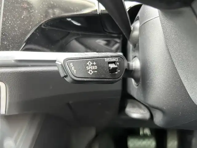 アウディ Ｑ３ 35TFSI アドバンスド 福岡県 2023(令5)年 3.9万km パール 純正ナビ/前席パワーシート/前席シートヒーター/電動リアゲート/ETC2.0/オートブレーキホールド/クルーズコントロール/コーナーセンサー/接近警告/サイドアシスト/Audiプレセンス