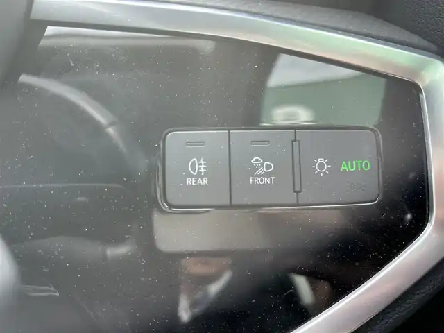 アウディ Ｑ３ 35TFSI アドバンスド 福岡県 2023(令5)年 3.9万km パール 純正ナビ/前席パワーシート/前席シートヒーター/電動リアゲート/ETC2.0/オートブレーキホールド/クルーズコントロール/コーナーセンサー/接近警告/サイドアシスト/Audiプレセンス