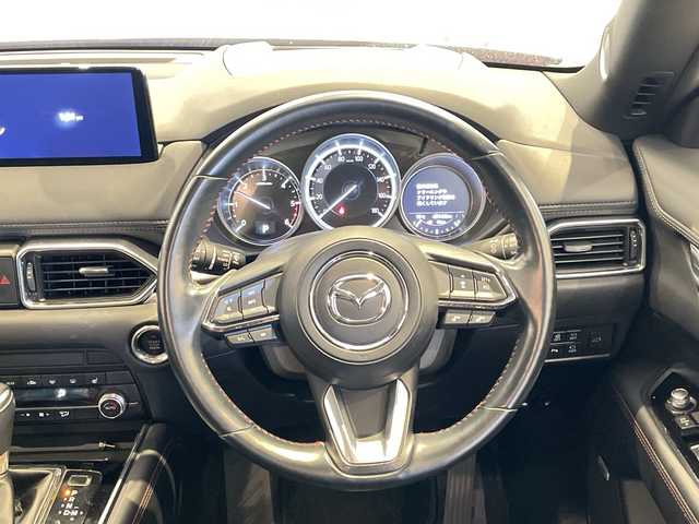 マツダ ＣＸ－８ XD ブラックトーンエディション 福井県 2021(令3)年 4.6万km ソウルレッドクリスタルM BOSEサウンドシステム/純正10インチSDナビ/フルセグTV/BT/DVD/CD/SD/MSV/USB/アラウンドビューモニター/i-ACTIVSENSE/・レーダークルーズコントロール/・ブラインドスポットモニタリング/・パーキングセンサー/・レーンキープアシスト/・スマートブレーキサポート/・車間認知支援システム/・車線逸脱警報/ETC/前後ドライブレコーダー/パワーバックドア/ステアリングヒーター/シートヒーター/置くだけ充電/革巻きステアリング/ハーフレザーシート/パワーシート/オートライト/LEDヘッドライト/純正19インチアルミホイール/MTモード付AT/プッシュスタート/スマートキー/純正フロアマット/ステアリングスイッチ