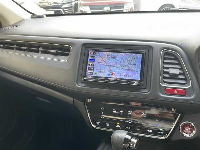ホンダ ヴェゼル X 兵庫県 2016(平28)年 3.5万km クリスタルブラックパール ワンオーナー/社外SDナビ　Panasonic CN-RX02D/Bluetooth・AM/FM・DVD/フルセグTV/ETC/バックカメラ/アンチロック・ブレーキ・システム/クルーズコントロール/コーナーセンサー/横滑り防止装置/純正フロアマット/純正アルミホイール/プッシュスタート/ステアリングスイッチ/取扱説明書/保証書