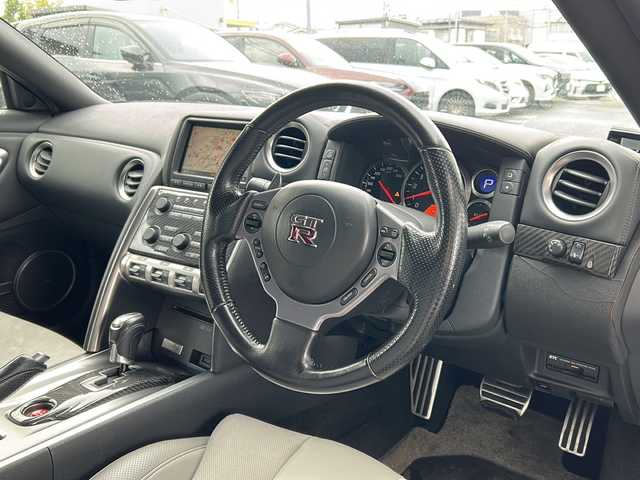 日産 ＧＴ－Ｒ プレミアムエディション 岩手県 2008(平20)年 9.2万km アルティメイトメタルシルバー ４WD/純正ナビ　/ＢＯＳＥスピーカー　/バックカメラ/社外フルセグTV　/ビルトインＥＴＣ　/ハーフレザーシート　/前席シートヒーター　/パドルシフト　/オートライト　/クルーズコントロール　/ナビステアリングスイッチ　　/ドアバイザー/フロアマット/保証書　取説