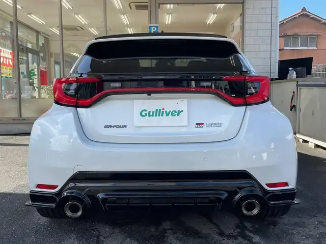 トヨタ ＧＲヤリス RZ ハイパフォーマンス 愛知県 2024(令6)年 0.3万km プラチナホワイトパールマイカ /当店買取/1オーナー/禁煙//GRエアロパーツセット//GR純正フロアマット//GR純正ラゲッジマット//GRスポーツサイドバイザー//純正BBS18AW//純正ディスプレイオーディオナビ//フルセグTV/Bluetooth/typeC//JBLサウンド/ステリングヒーター/ナノイーX//シートヒーター/ハーフレザー//ETC2.0//PCS/LTA/LDA/レーダークルーズコントロール//RSA/TMN/SEA/RCTA/BSM/PKSB/クリアランスソナ//iMT//LEDヘッド/AHB//保証書/取説/マルチメディア取説/スペアキー