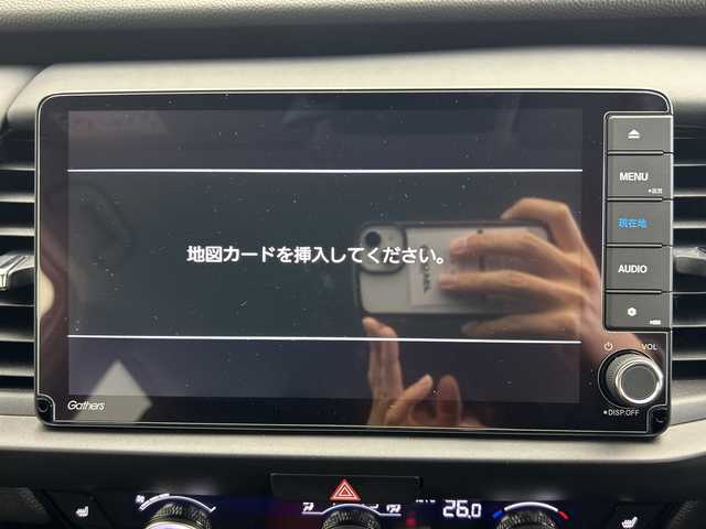 ホンダ フィット e:HEVモデューロX 三重県 2022(令4)年 2.8万km プラチナホワイトパール /禁煙車//純正ナビ/（CD.DVD.SD.BT.フルセグTV）//バックカメラ//ホンダセンシング//レーダークルーズコントロール//社外デジタルインナーミラー（ドラレコ機能付き）//コーナーセンサー//ハーフレザーシート//シートヒーター//ETC//モデューロアルミホイール//柿本マフラー