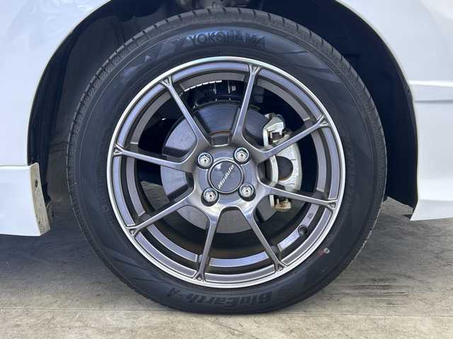 ホンダ フィット e:HEVモデューロX 三重県 2022(令4)年 2.8万km プラチナホワイトパール /禁煙車//純正ナビ/（CD.DVD.SD.BT.フルセグTV）//バックカメラ//ホンダセンシング//レーダークルーズコントロール//社外デジタルインナーミラー（ドラレコ機能付き）//コーナーセンサー//ハーフレザーシート//シートヒーター//ETC//モデューロアルミホイール//柿本マフラー