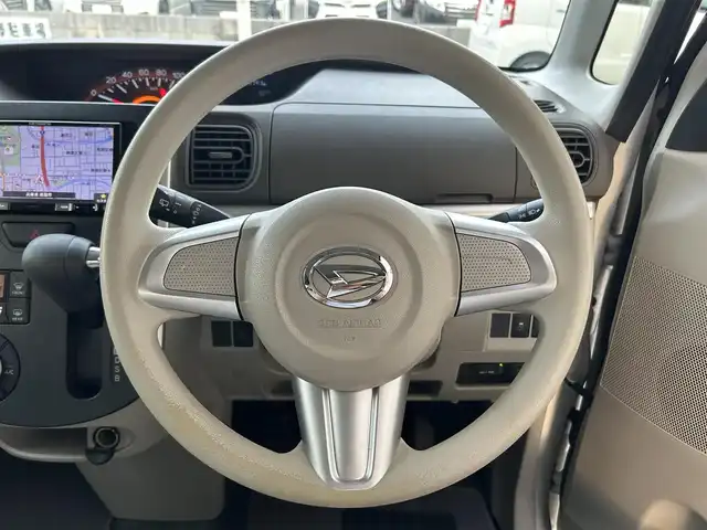 ダイハツ タント X 兵庫県 2015(平27)年 7.5万km パールホワイトⅢ 社外７インチナビ/　　（AM/FM/CD/DVD/iPod/SD/USB)/パワーステアリング/プッシュスタート/ETC/両側パワースライドドア/電動格納ミラー/純正フロアマット/リアサンシェード/ISOFIX/保証書/取扱説明書