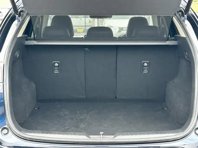 マツダ ＣＸ－５ 25S Lパッケージ 広島県 2019(令1)年 4.4万km ディープクリスタルブルーマイカ ワンオーナー/純正ナビ/[AM/FM/Bluetooth/Apple CarPlay/Android Auto/CD/DVD]/BOSEサウンド/全方位モニター/ETC/本革シート/シートヒーター[全席]/パワーシート[D席/N席]/衝突被害軽減システム/レーダークルーズコントロール/コーナーセンサー/LEDヘッドライト/オートライト/オートハイビーム/フォワードセンシングカメラ/プッシュスタート/電動パーキングブレーキ/オートホールド/ブラインドスポットモニタリング/交通標識認識システム/ドライバーアテンションアラート/車間認知支援システム/レインセンサー/オートリトラミラー/ステアリングヒーター