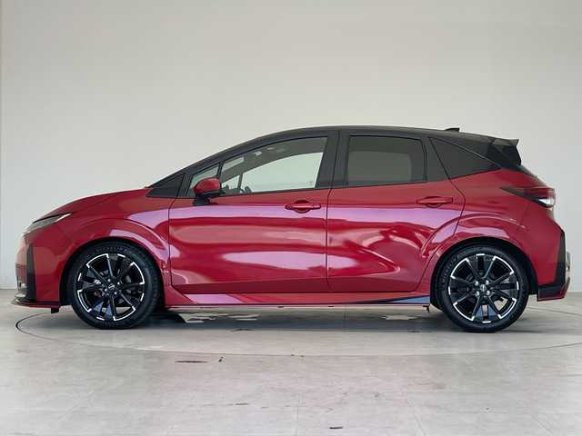 日産 オーラ ニスモ 愛知県 2023(令5)年 2.4万km ガーネットレッド/スーパーブラック 2トーン プロパイロット/ハンドル支援/純正9型ナビ/フルセグ/バックカメラ/ニスモエアロ/RECAROシート/純正アルミホイール/カーボン調パネル/ワイヤレス充電器/ブラインドスポットモニター/HDMI/ステアリングスイッチ/スマートキー/プッシュスタート