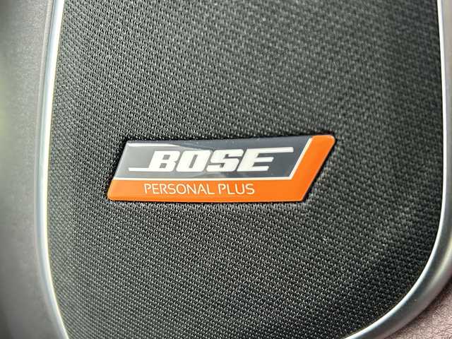 日産 オーラ G 三重県 2024(令6)年 1.9万km ピュアホワイトパール /禁煙車//純正ナビ/・フルセグ・Bluetooth・USB・AppleCarPlay・AndroidAuto・HDMI//アラウンドビューモニター//プロパイロット//BOSE//インテリジェントルームミラー//ブラインドスポットモニター//電子パーキング//オートホールド//オートハイビーム//エマージェンシーブレーキ//車線逸脱//前方ドライブレコーダー//ビルトインETC2.0//前後クリアランスソナー//革巻きステアリング//ステアリングスイッチ//LEDヘッドライト//オートライト