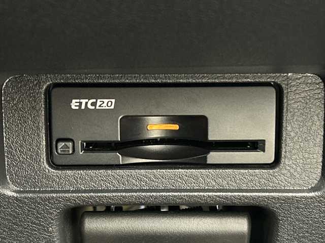 日産 オーラ G 三重県 2024(令6)年 1.9万km ピュアホワイトパール /禁煙車//純正ナビ/・フルセグ・Bluetooth・USB・AppleCarPlay・AndroidAuto・HDMI//アラウンドビューモニター//プロパイロット//BOSE//インテリジェントルームミラー//ブラインドスポットモニター//電子パーキング//オートホールド//オートハイビーム//エマージェンシーブレーキ//車線逸脱//前方ドライブレコーダー//ビルトインETC2.0//前後クリアランスソナー//革巻きステアリング//ステアリングスイッチ//LEDヘッドライト//オートライト