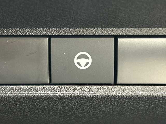 日産 オーラ G 三重県 2024(令6)年 1.9万km ピュアホワイトパール /禁煙車//純正ナビ/・フルセグ・Bluetooth・USB・AppleCarPlay・AndroidAuto・HDMI//アラウンドビューモニター//プロパイロット//BOSE//インテリジェントルームミラー//ブラインドスポットモニター//電子パーキング//オートホールド//オートハイビーム//エマージェンシーブレーキ//車線逸脱//前方ドライブレコーダー//ビルトインETC2.0//前後クリアランスソナー//革巻きステアリング//ステアリングスイッチ//LEDヘッドライト//オートライト