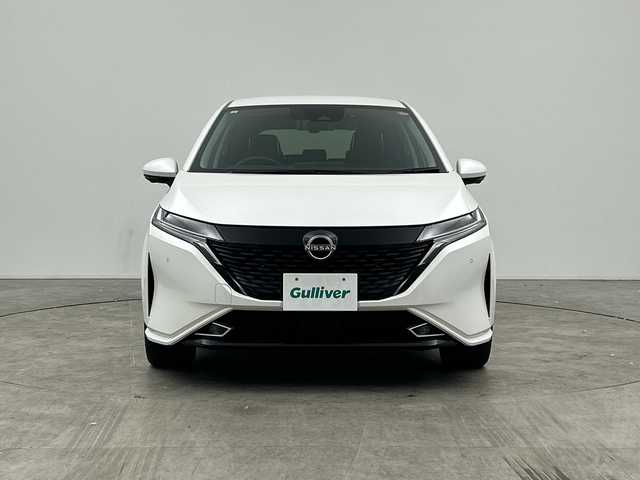 日産 オーラ G 三重県 2024(令6)年 1.9万km ピュアホワイトパール /禁煙車//純正ナビ/・フルセグ・Bluetooth・USB・AppleCarPlay・AndroidAuto・HDMI//アラウンドビューモニター//プロパイロット//BOSE//インテリジェントルームミラー//ブラインドスポットモニター//電子パーキング//オートホールド//オートハイビーム//エマージェンシーブレーキ//車線逸脱//前方ドライブレコーダー//ビルトインETC2.0//前後クリアランスソナー//革巻きステアリング//ステアリングスイッチ//LEDヘッドライト//オートライト