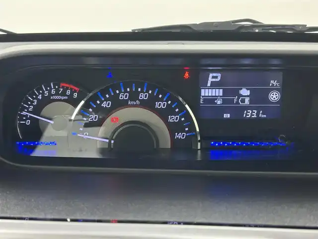 スズキ ワゴンＲ スティングレー HYBRID X 埼玉県 2018(平30)年 2.7万km ピュアホワイトP ナビ　バックカメラ　ＨＵＤ　ドラレコ　ＥＴＣ シートヒーター 衝突軽減システム　ＬＥＤライト　メモリーナビ　レーンアシスト　オートライト アイドリングストップ 禁煙車 フルセグ Bluetooth 純正１４ＡＷ プッシュスタート スマートキー