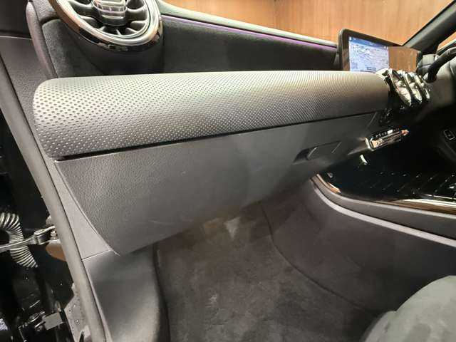 メルセデス・ベンツ Ｍ・ベンツ ＣＬＡ２００ｄ Sブレーク AMGライン 千葉県 2021(令3)年 5.8万km コスモスブラック アドバンスドＰＫＧ　/パノラマＳＲ　/ＡＣＣ　/ナビ　/ＴＶ　/Ｂｌｕｅｔｏｏｔｈ接続　/３６０°ＨＵＤ　/アンビエントライト　/シートヒーター　/電動リアゲート　/パーキングアシスト　/衝突軽減Ｂ　/ＢＳＭ　/ＬＫＡ　/ＥＴＣ