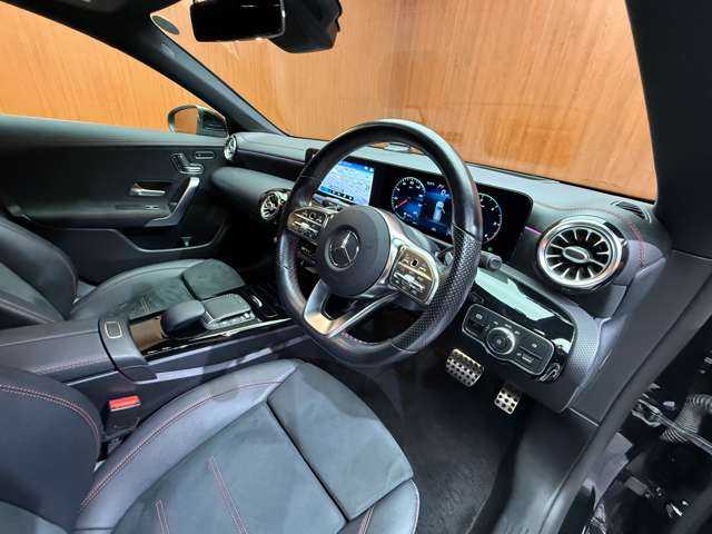 メルセデス・ベンツ Ｍ・ベンツ ＣＬＡ２００ｄ Sブレーク AMGライン 千葉県 2021(令3)年 5.8万km コスモスブラック アドバンスドＰＫＧ　/パノラマＳＲ　/ＡＣＣ　/ナビ　/ＴＶ　/Ｂｌｕｅｔｏｏｔｈ接続　/３６０°ＨＵＤ　/アンビエントライト　/シートヒーター　/電動リアゲート　/パーキングアシスト　/衝突軽減Ｂ　/ＢＳＭ　/ＬＫＡ　/ＥＴＣ