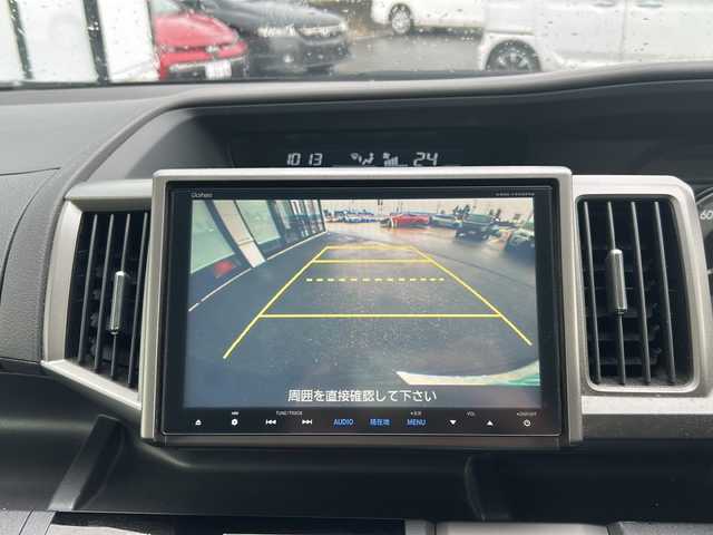 ホンダ ステップワゴン G Eセレクション 山形県 2014(平26)年 6.8万km クリスタルブラックパール 禁煙車/4WD/クルーズコントロール/寒冷地仕様/横滑り防止装置/両側パワースライドドア/純正ナビ/（Bluetooth/CD/DVD/フルセグ)/バックカメラ/フォグランプ/ステアリングスイッチ/後席モニター(TR-M70WS5)/ビルトインETC/社外AW/純正フロアマット/純正ホイールキャップスタドレス(205/65/R15・6mm)/  4本積載/電動格納ウィンカーミラー/ドアバイザー