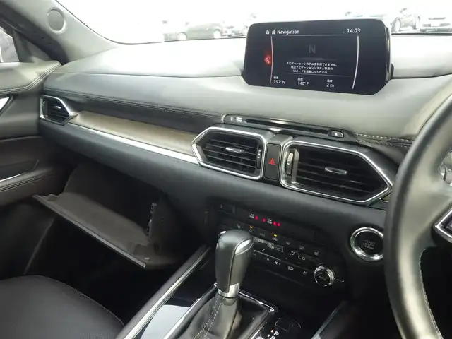 マツダ ＣＸ－８ 25S Lパッケージ 千葉県 2019(平31)年 3.1万km ジェットブラックマイカ スマートシティブレーキサポート/レーンキープ・アシスト・システム/ブラインドスポットモニタリング/アクティブ・ドライビング・ディスプレイ/パワーバックドア/ブラウンレザーシート/前席パワーシート/エアシートシートヒーター/純正SDナビ/地デジTV/【DVD/CD再生機能　Bluetooth接続】/360°ビュー・モニター/ドライブレコーダー（前後撮影）/革巻きステアリング/ステアリングヒーター/ステアリングスイッチ/ETC/LEDヘッドライト/フォグライト/ウインカーミラー/コーナーセンサー/純正19インチアルミホイル/サイド/カーテンエアバッグ/アドバンストキーレスエントリー