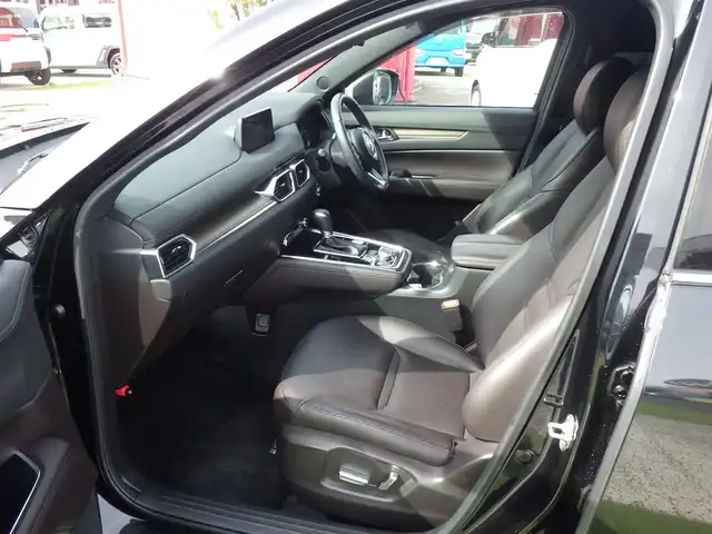 マツダ ＣＸ－８ 25S Lパッケージ 千葉県 2019(平31)年 3.1万km ジェットブラックマイカ スマートシティブレーキサポート/レーンキープ・アシスト・システム/ブラインドスポットモニタリング/アクティブ・ドライビング・ディスプレイ/パワーバックドア/ブラウンレザーシート/前席パワーシート/エアシートシートヒーター/純正SDナビ/地デジTV/【DVD/CD再生機能　Bluetooth接続】/360°ビュー・モニター/ドライブレコーダー（前後撮影）/革巻きステアリング/ステアリングヒーター/ステアリングスイッチ/ETC/LEDヘッドライト/フォグライト/ウインカーミラー/コーナーセンサー/純正19インチアルミホイル/サイド/カーテンエアバッグ/アドバンストキーレスエントリー