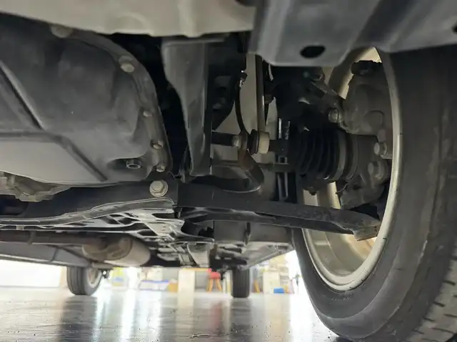 ダイハツ タント G SA 三重県 2015(平27)年 8.7万km プラムブラウンクリスタルマイカ ガソリン/FF/インパネCVT/純正 7インチワイドナビ NSZN-W65D/（FM/AM/TV/CD/DVD/iPod/USB/HDMI/SD/MEMORY MUSIC/Bluetooth）/バックカメラ/両側パワースライドドア（ワンタッチオープン機能/ウェルカムオープン機能/タッチ＆ゴーロック機能付）/スマートアシスト3/・衝突回避支援ブレーキ機能（対車両・対歩行者）/・衝突警報機能（対車両・対歩行者）/・誤発進抑制制御機能/・エマージェンシーストップシグナル/・ABS、TRC、VSC/装備/・オートエアコン/・オートライト/・ステアリングスイッチ/・プッシュスタート/・ベンチシート/・純正14inAW/・スマートキーx2/・保/取/ナビ取/など