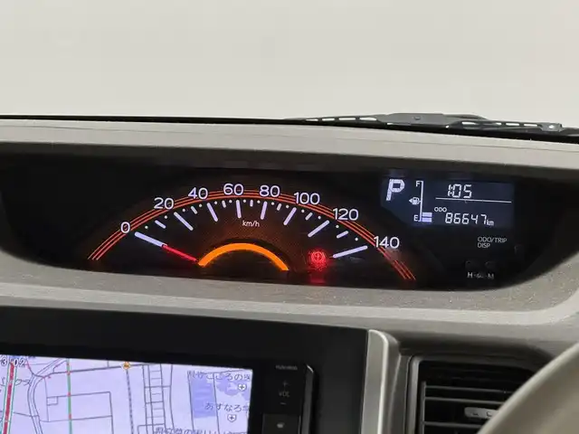 ダイハツ タント G SA 三重県 2015(平27)年 8.7万km プラムブラウンクリスタルマイカ ガソリン/FF/インパネCVT/純正 7インチワイドナビ NSZN-W65D/（FM/AM/TV/CD/DVD/iPod/USB/HDMI/SD/MEMORY MUSIC/Bluetooth）/バックカメラ/両側パワースライドドア（ワンタッチオープン機能/ウェルカムオープン機能/タッチ＆ゴーロック機能付）/スマートアシスト3/・衝突回避支援ブレーキ機能（対車両・対歩行者）/・衝突警報機能（対車両・対歩行者）/・誤発進抑制制御機能/・エマージェンシーストップシグナル/・ABS、TRC、VSC/装備/・オートエアコン/・オートライト/・ステアリングスイッチ/・プッシュスタート/・ベンチシート/・純正14inAW/・スマートキーx2/・保/取/ナビ取/など