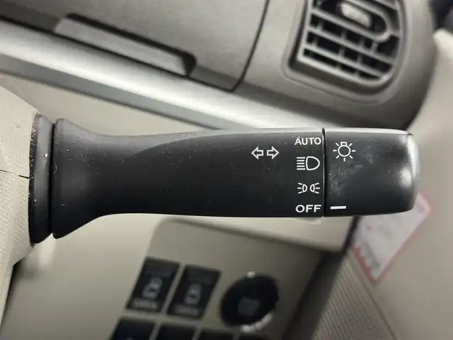 ダイハツ タント G SA 三重県 2015(平27)年 8.7万km プラムブラウンクリスタルマイカ ガソリン/FF/インパネCVT/純正 7インチワイドナビ NSZN-W65D/（FM/AM/TV/CD/DVD/iPod/USB/HDMI/SD/MEMORY MUSIC/Bluetooth）/バックカメラ/両側パワースライドドア（ワンタッチオープン機能/ウェルカムオープン機能/タッチ＆ゴーロック機能付）/スマートアシスト3/・衝突回避支援ブレーキ機能（対車両・対歩行者）/・衝突警報機能（対車両・対歩行者）/・誤発進抑制制御機能/・エマージェンシーストップシグナル/・ABS、TRC、VSC/装備/・オートエアコン/・オートライト/・ステアリングスイッチ/・プッシュスタート/・ベンチシート/・純正14inAW/・スマートキーx2/・保/取/ナビ取/など