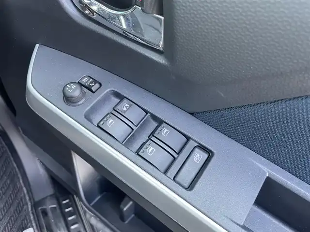 トヨタ ルーミー カスタムG 新潟県 2022(令4)年 3.9万km ブラックマイカメタリック ワンオーナー/純正ディスプレイオーディオ/純正アルミホイール/MODELLISTAエアロ/ビルトインETC/前後ドライブレコーダー/フロントフォグランプ/LEDヘッドライト/アラウンドビューモニター/フルセグテレビ/Bluetooth/衝突軽減ブレーキ/取扱説明書/新車保証書