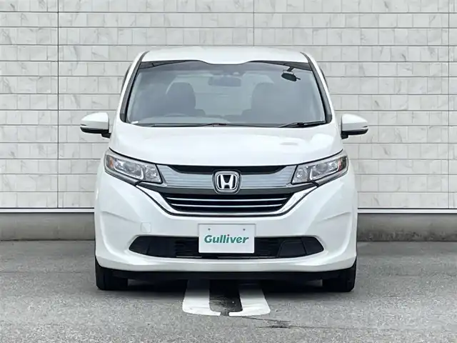 ホンダ フリード ハイブリット EX 福岡県 2018(平30)年 2.2万km ホワイトオーキッドパール 純正7型SDナビ(フルセグTV/CD/DVD/BT)バックモニタホンダセンシング両側電動パワスラレーダークルコンドラレコETCシートヒーター純正フロアマット純正LEDヘッドライト純正アルミホイールプッシュスタートスマートキー