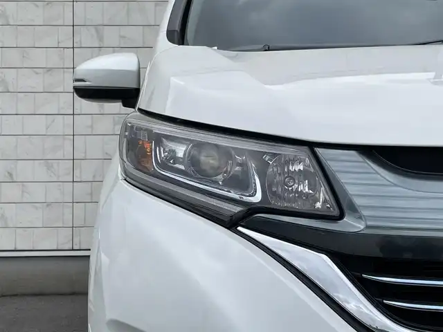 ホンダ フリード ハイブリット EX 福岡県 2018(平30)年 2.2万km ホワイトオーキッドパール 純正7型SDナビ(フルセグTV/CD/DVD/BT)バックモニタホンダセンシング両側電動パワスラレーダークルコンドラレコETCシートヒーター純正フロアマット純正LEDヘッドライト純正アルミホイールプッシュスタートスマートキー